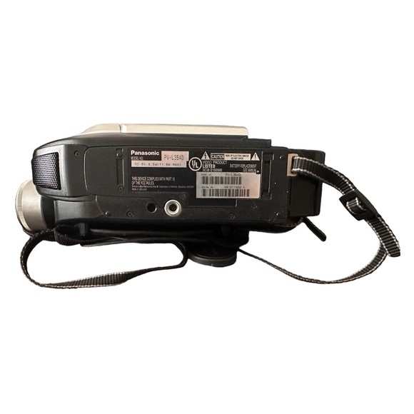 Panasonic PV-L354D Camcorder Palmcorder VHS C 700x Digital Zoom 20X Optical Zoom - Picture 8 of 8